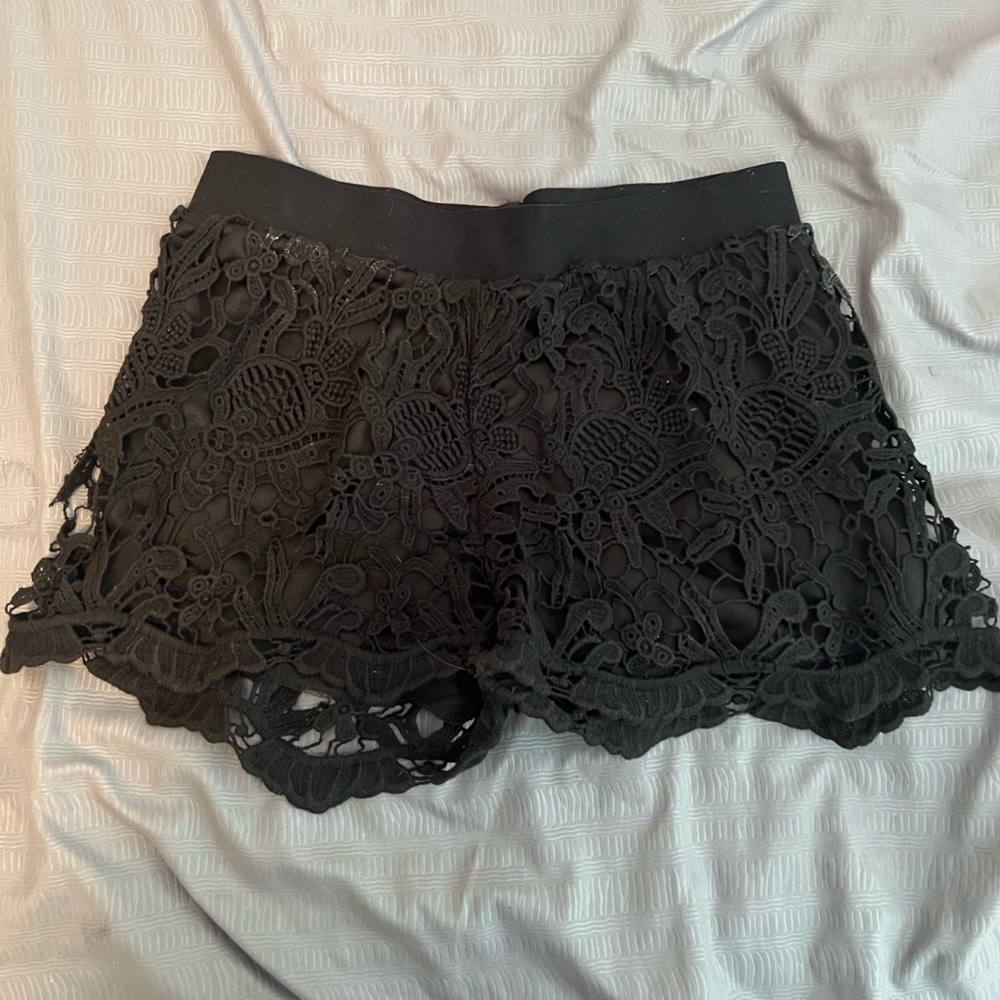 Wet Seal Black Floral Crochet Shorts Medium